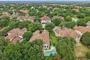 11213 Woodland Hills Trail, Austin, TX 78732 - Photo 30