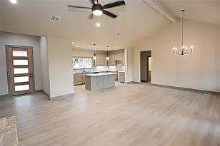 1513 Redwood Rd, Fischer, TX 78623 - Photo 4