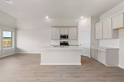 102 Melrose Street, Hutto, TX 78634 - Photo 6