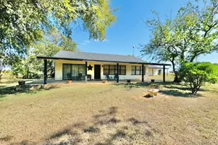 702 Pleasant Grove Rd, Elgin, TX 78621 - Photo 38