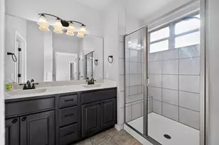 5800 Baythorne Dr, Austin, TX 78747 - Photo 24