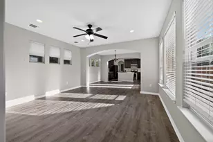 5800 Baythorne Dr, Austin, TX 78747 - Photo 10