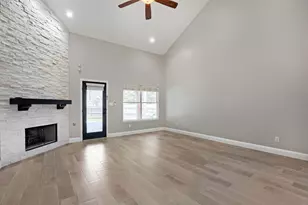 18652 E Dry Pond Dr, Pflugerville, TX 78660 - Photo 4