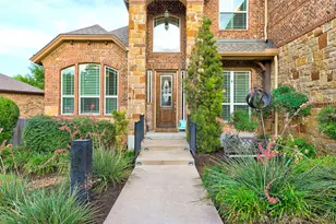 1919 Mulligan Dr, Round Rock, TX 78664 - Photo 2