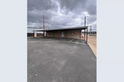 2300 N US Highway 281 Highway, Marble Falls, TX 78654 - Photo 30