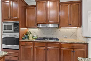 300 Pipe Creek Ln, Georgetown, TX 78633 - Photo 16