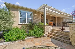 300 Pipe Creek Ln, Georgetown, TX 78633 - Photo 34