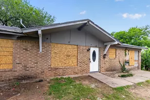 1003 Arthur Stiles Rd, Austin, TX 78721 - Photo 4