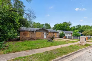 1003 Arthur Stiles Rd, Austin, TX 78721 - Photo 2