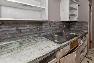 1003 Arthur Stiles Rd, Austin, TX 78721 - Photo 6