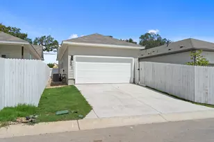 255 Rieber Rd, Kyle, TX 78640 - Photo 10