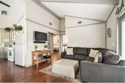 2591 Lakeshore Drive, Canyon Lake, TX 78133 - Photo 4