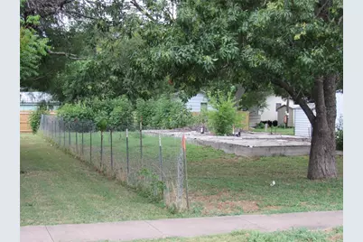 210 E E Carrie Manor Road, Manor, TX 78653 - Photo 20