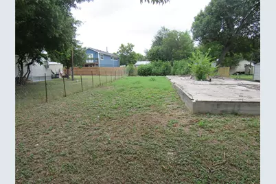210 E E Carrie Manor Road, Manor, TX 78653 - Photo 8