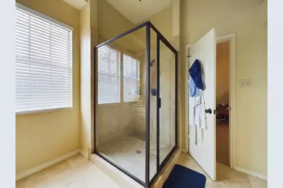 914 W 26th Street #303, Austin, TX 78705 - Photo 26