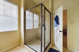 914 W 26th St, Austin, TX 78705 - Photo 26