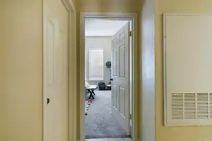 914 W 26th St, Austin, TX 78705 - Photo 14