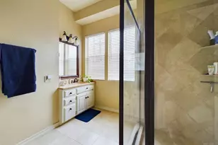 914 W 26th St, Austin, TX 78705 - Photo 24