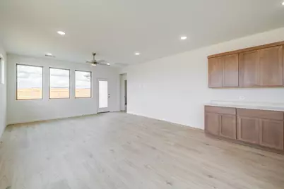 226 Hornet Street, Elgin, TX 78621 - Photo 6