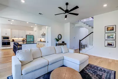 1976 Headwaters Boulevard, Dripping Springs, TX 78620 - Photo 14