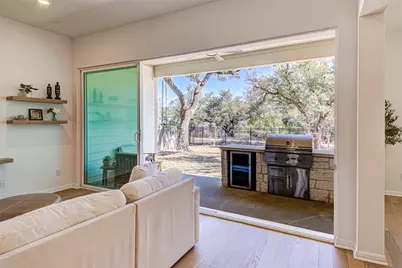 1976 Headwaters Boulevard, Dripping Springs, TX 78620 - Photo 10