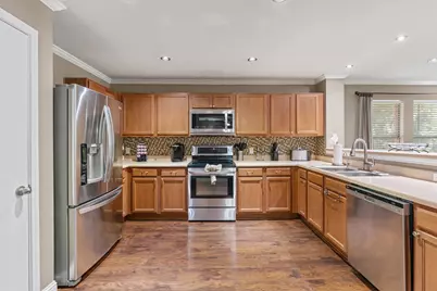 212 Herrera Trail, Hutto, TX 78634 - Photo 6