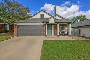 12922 Staton Dr, Austin, TX 78727 - Photo 2