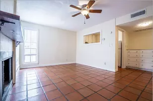 110 E 37th St, Austin, TX 78705 - Photo 2