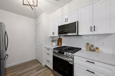 7002 Teaberry Drive, Austin, TX 78745 - Photo 12