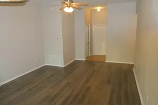 113 Soapstone Dr, Jarrell, TX 76537 - Photo 10