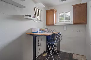 1213 Justin Ln, Austin, TX 78757 - Photo 14