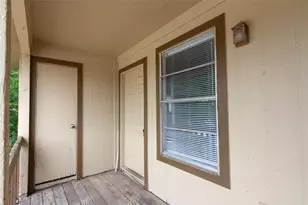 1607 Onion Creek Village Dr, Round Rock, TX 78664 - Photo 2