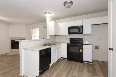 1607 Onion Creek Village Drive #D, Round Rock, TX 78664 - Photo 8