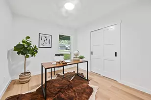 2600 Berkett Dr, Austin, TX 78745 - Photo 22