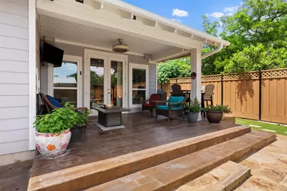 601 W 17th Street, Georgetown, TX 78626 - Photo 32