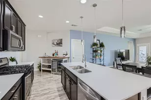 159 Bayberry Cir, Buda, TX 78610 - Photo 10