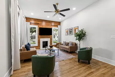 535 S Main Street, Lockhart, TX 78644 - Photo 6