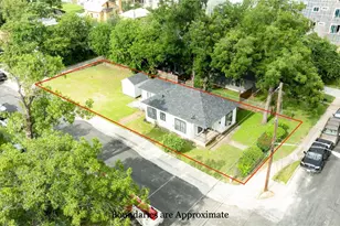 1909 E 14th St, Austin, TX 78702 - Photo 6