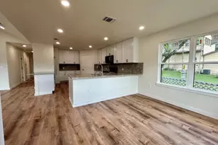 1127 Green Hill Dr, Canyon Lake, TX 78133 - Photo 8