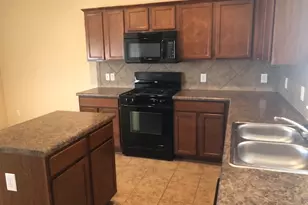 228 Pigeonberry Pass, Buda, TX 78610 - Photo 8
