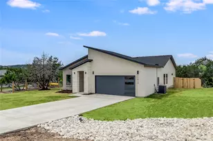 21415 Highland Lake Dr, Lago Vista, TX 78645 - Photo 2