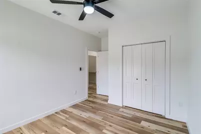 21415 Highland Lake Drive, Lago Vista, TX 78645 - Photo 18