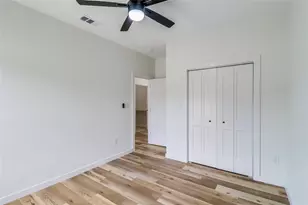 21415 Highland Lake Dr, Lago Vista, TX 78645 - Photo 18