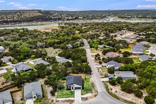21415 Highland Lake Dr, Lago Vista, TX 78645 - Photo 36