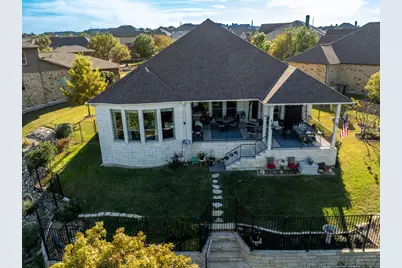 306 Tavish Trail, Austin, TX 78738 - Photo 10