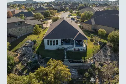 306 Tavish Trail, Austin, TX 78738 - Photo 8