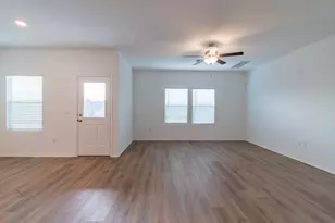 10705 Steinbeck Dr, Austin, TX 78747 - Photo 6