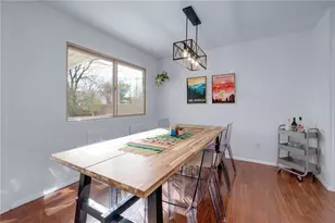 11007 Applewood Dr, Austin, TX 78758 - Photo 6