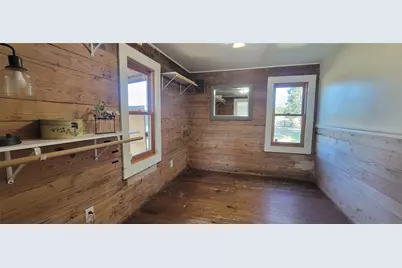 394 Easley Road, Smithville, TX 78957 - Photo 8