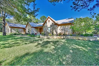 404 Saint Andrews Drive, New Ulm, TX 78950 - Photo 4